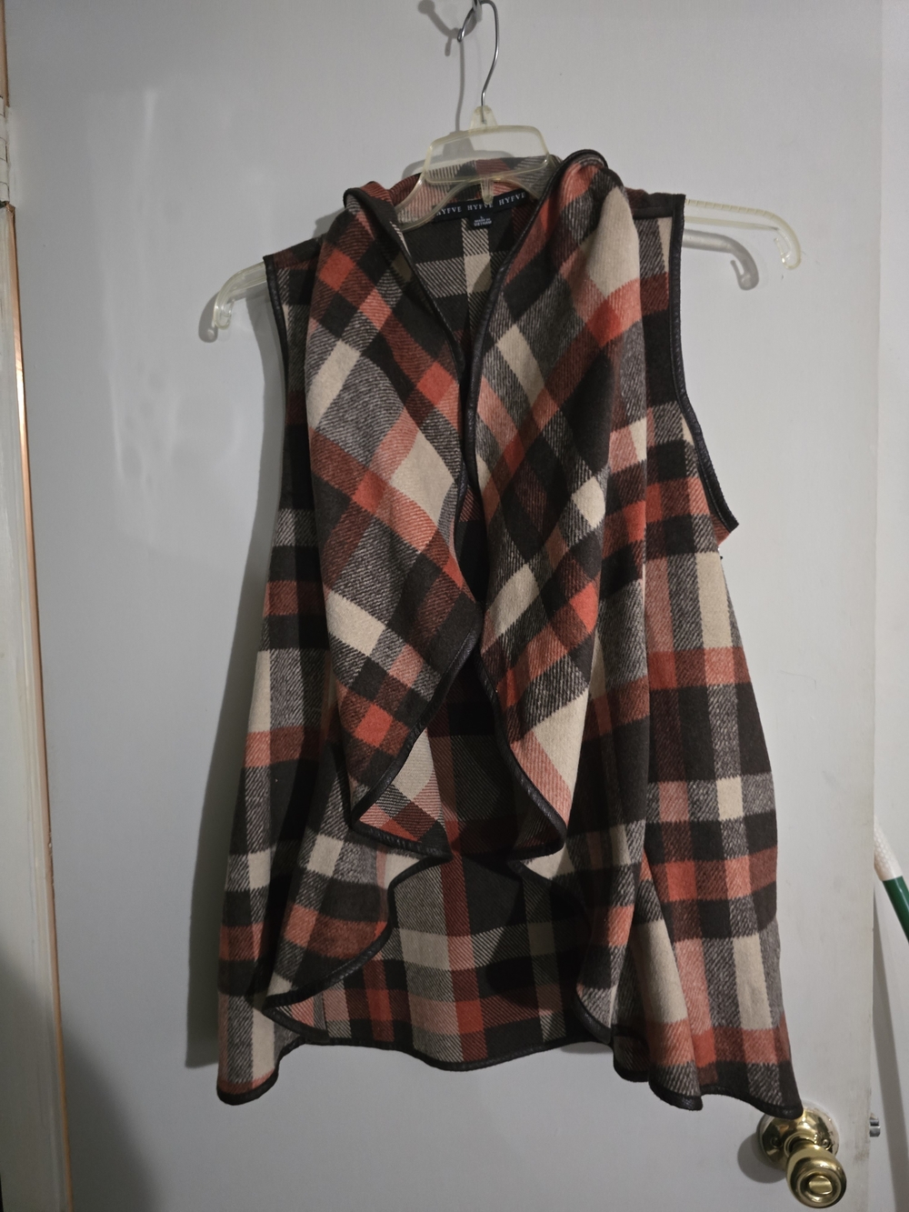 HYFVE Plaid Open-Front Sweater Vest in Cream, Brown & Rust Lg